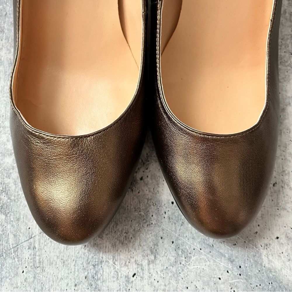 Cole Haan Gold Round Toe Pumps 7.5 - Picture 3 of 7